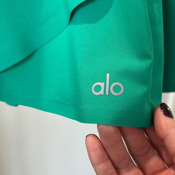 ALO -  Ace's Tennis Skirt in Green Emerald (XS) - Perfect Color for Holidays! - Picture 2 of 4